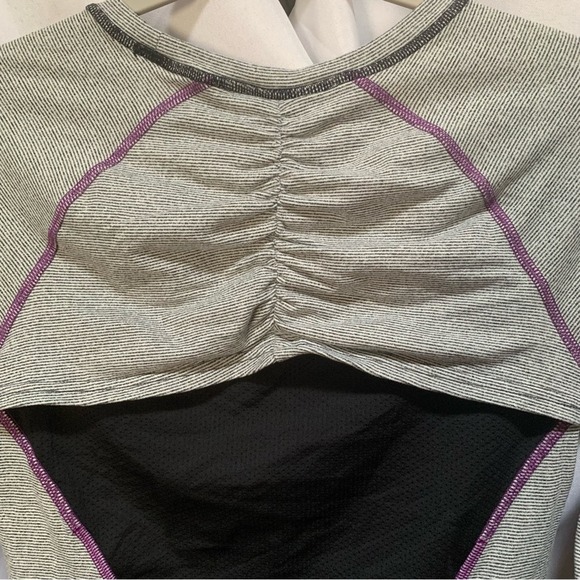 Lucy Tech Gray and Purple Long Sleeve Active Wear Ruched Top Size Extra Small - Picture 5 of 12